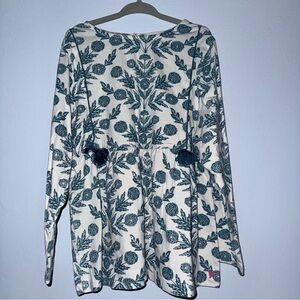 Pink Chicken | White and Blue Floral Top